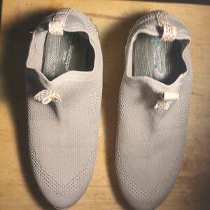 BareTraps Light Gray Slip-On Shoes